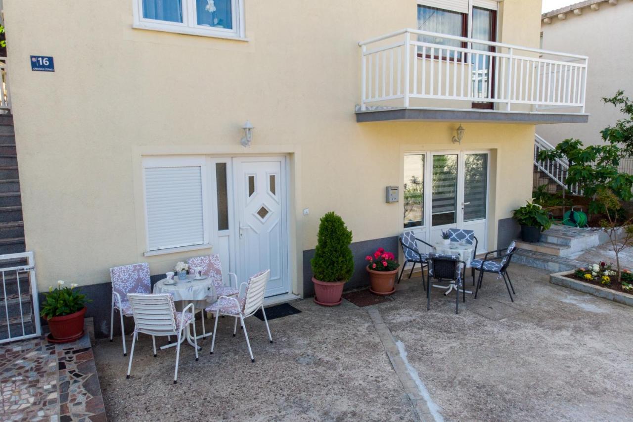 Apartmani Frane Neum Exterior photo