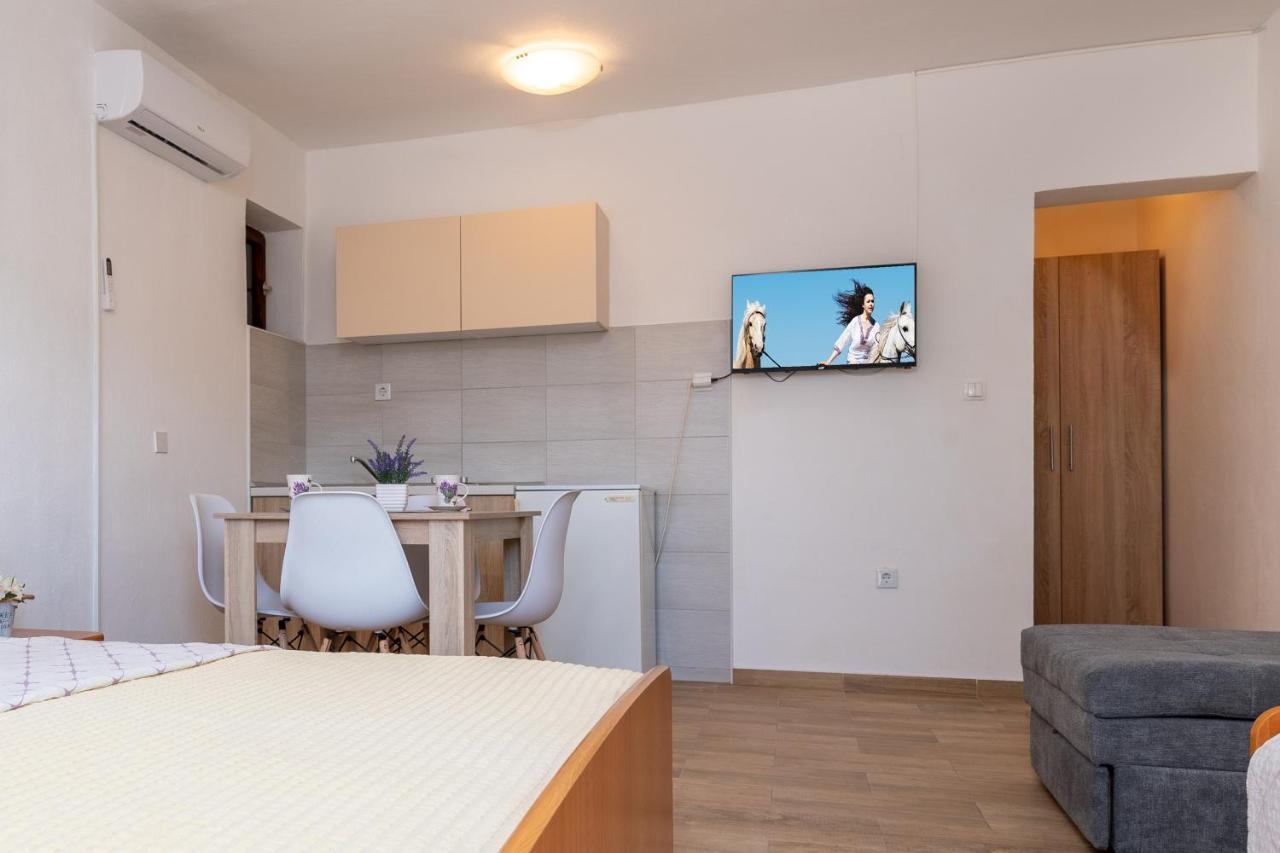 Apartmani Frane Neum Exterior photo